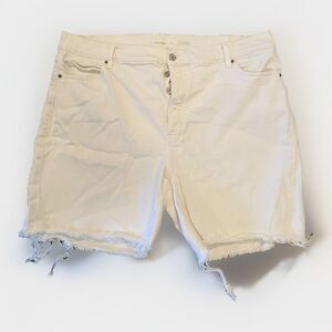 OLD NAVY SKY-HI Bermuda Stretch Cream Colored Denim Jean Shorts‎  Plus Size 22